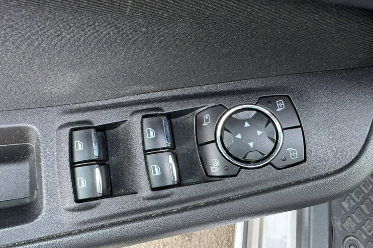 Ford S-Max Klimatronic 2-stref, Podgrz. fotele, Ele szyby 4x, Podgrz, szyba przód zdjęcie 15