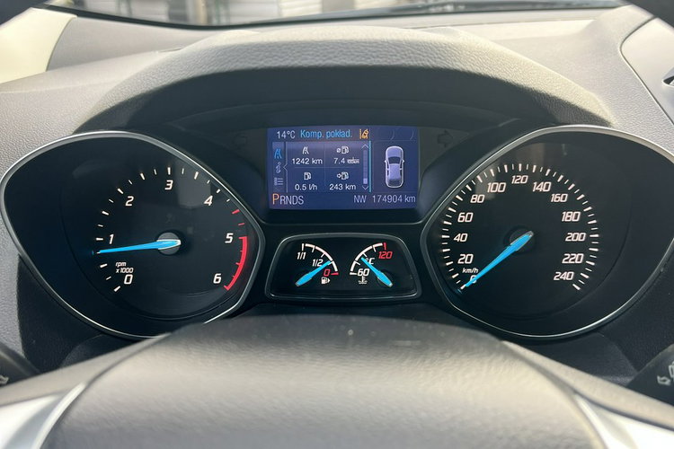 Kuga Ford Kuga 2.0 diesel automat skóry 4x4 nawi kamera zdjęcie 17