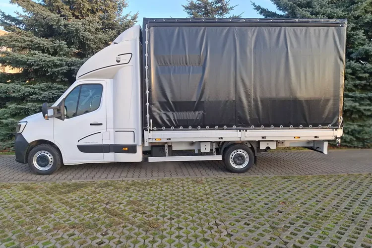Renault Master zdjęcie 2