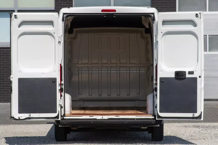 Peugeot Boxer L2H2 ŚREDNI 2.2 BlueHDI PREMIUM zdjęcie 54