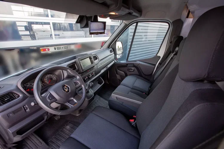 Renault Master L3H2 2.3 180KM AUTOMAT zdjęcie 43