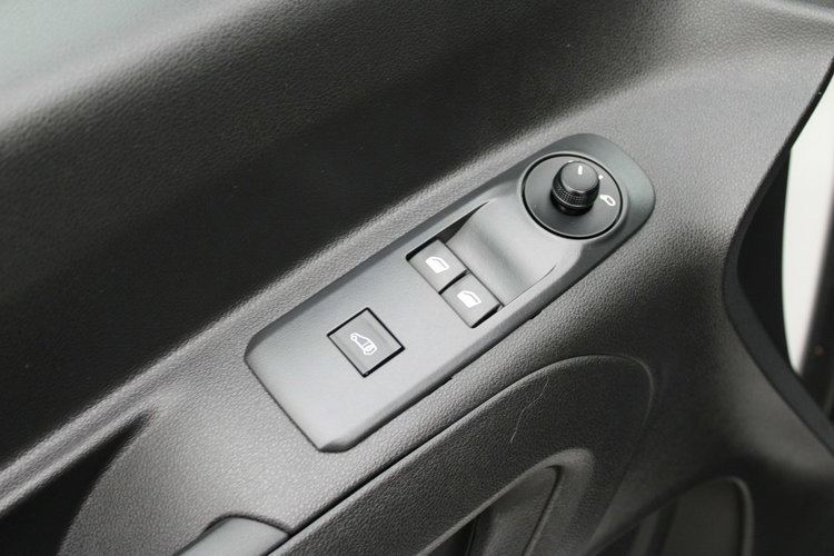 Toyota ProAce City Salon Polska Long netto 46 260 PLN Gwarancja D4D Active zdjęcie 17