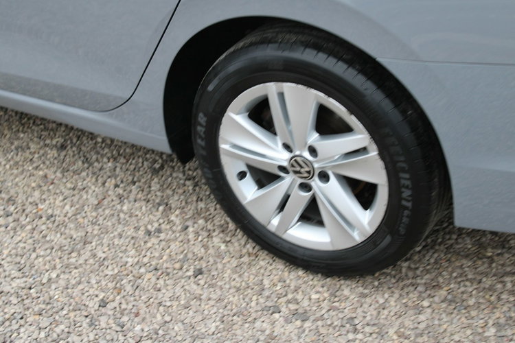 Volkswagen Golf LIFE Asystent Kamera Salon Polska Gwarancja zdjęcie 10