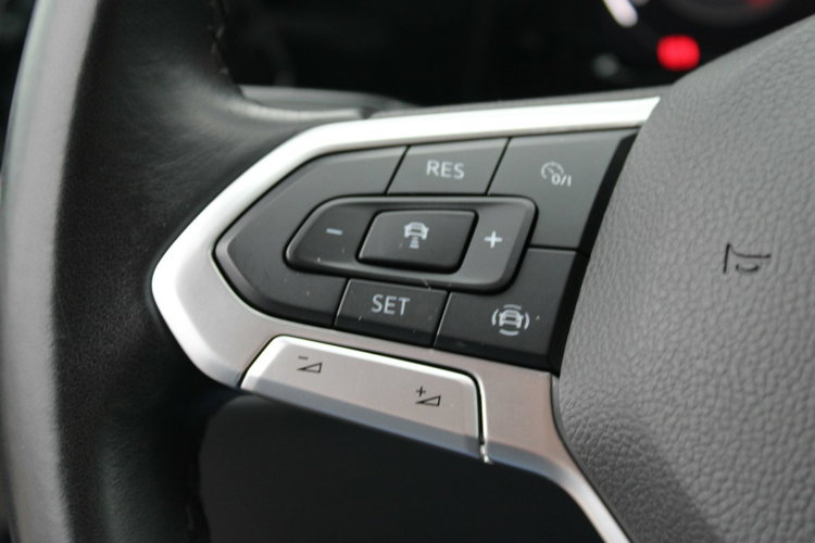 Volkswagen Golf LIFE Asystent Kamera Salon Polska Gwarancja zdjęcie 23