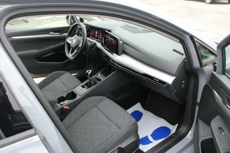 Volkswagen Golf LIFE Asystent Kamera Salon Polska Gwarancja zdjęcie 27