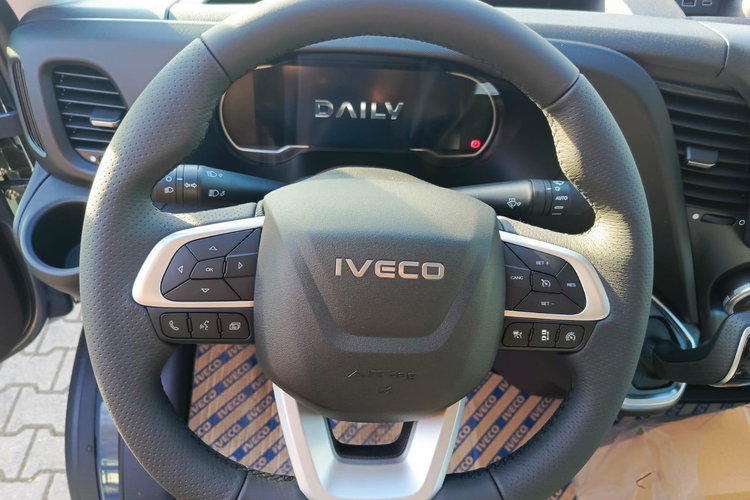 IVECO Daily 35S18HA8 V zdjęcie 6