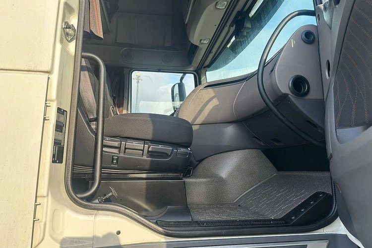 DAF XF 480 FT zdjęcie 8