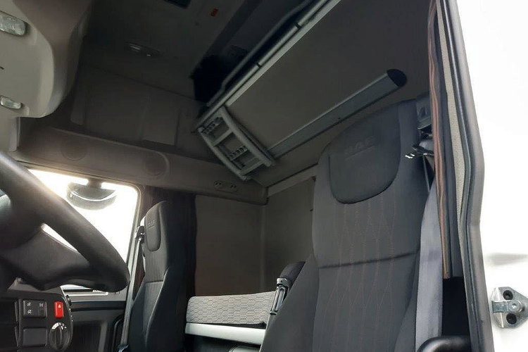 DAF XF 480 FT zdjęcie 8