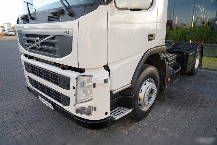 Volvo FM 380 / PEŁNY ADR  / KABINA DZIENNA / I-SHIFT / 13 LITROWY / zdjęcie 11