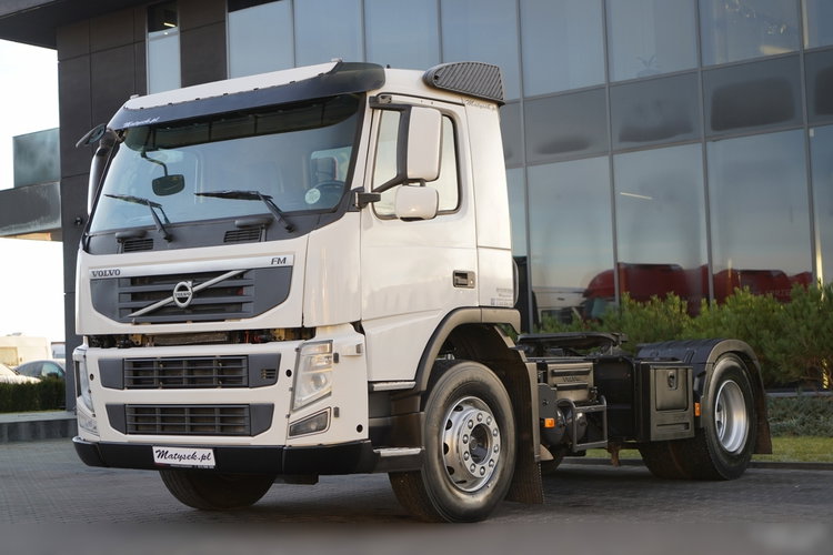 Volvo FM 380 / PEŁNY ADR  / KABINA DZIENNA / I-SHIFT / 13 LITROWY / zdjęcie 5