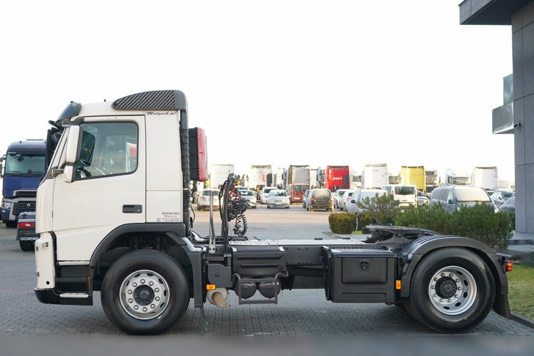Volvo FM 380 / PEŁNY ADR  / KABINA DZIENNA / I-SHIFT / 13 LITROWY / zdjęcie 6