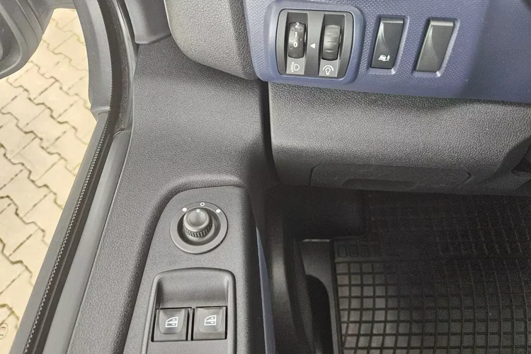 Opel Vivaro L2H1 37999zł NETTO 1.6CDTi/125KM zdjęcie 17