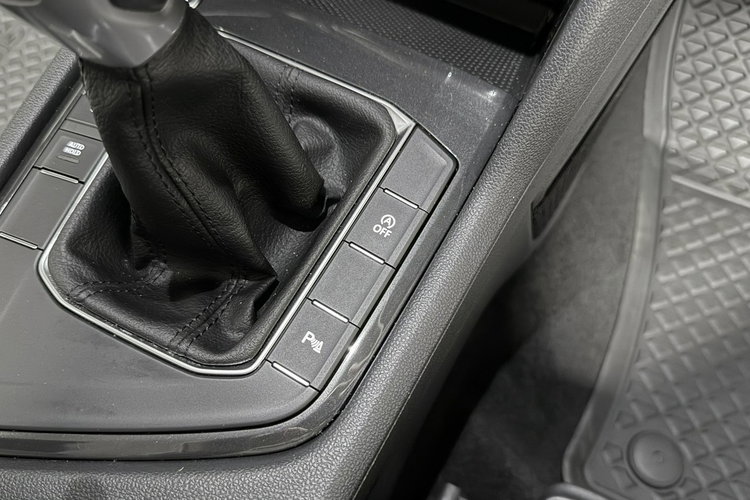 Volkswagen Tiguan 1.5 TSI 150KM EVO Life ACC KeylessGo Full LED Navi Salon PL F VAT 23% zdjęcie 13