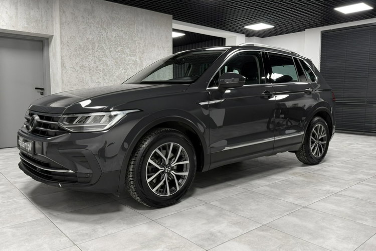 Volkswagen Tiguan 1.5 TSI 150KM EVO Life ACC KeylessGo Full LED Navi Salon PL F VAT 23% zdjęcie 2