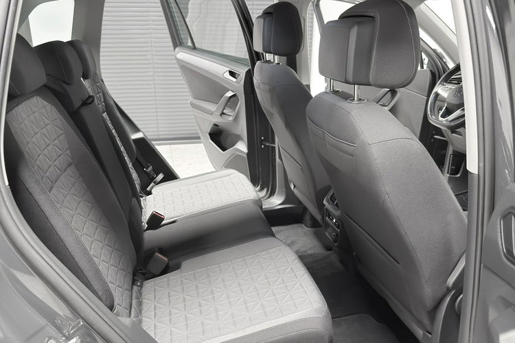 Volkswagen Tiguan 1.5 TSI 150KM EVO Life ACC KeylessGo Full LED Navi Salon PL F VAT 23% zdjęcie 26