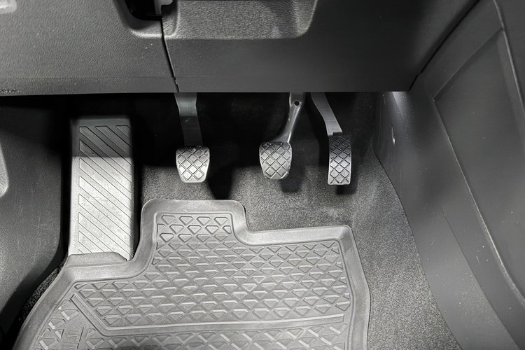 Volkswagen Tiguan 1.5 TSI 150KM EVO Life ACC KeylessGo Full LED Navi Salon PL F VAT 23% zdjęcie 33