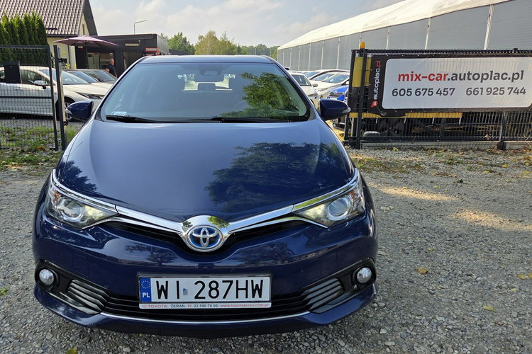 Toyota Auris 1.8 HSD 136KM Kamera Vat 23% zdjęcie 2