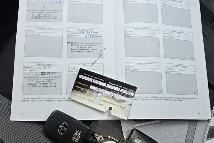 Toyota Auris 1.8 HSD 136KM Kamera Vat 23% zdjęcie 21