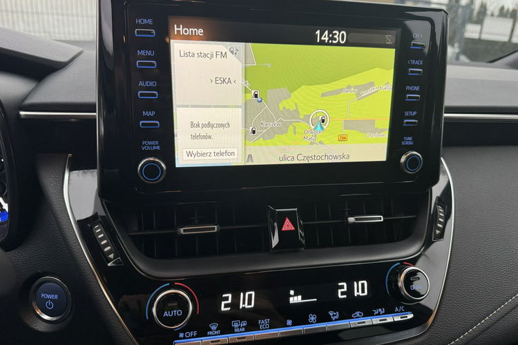 Toyota Corolla 1.8 HSD F-Vat 23% Virtual Ast. Parkowani Distronic zdjęcie 14