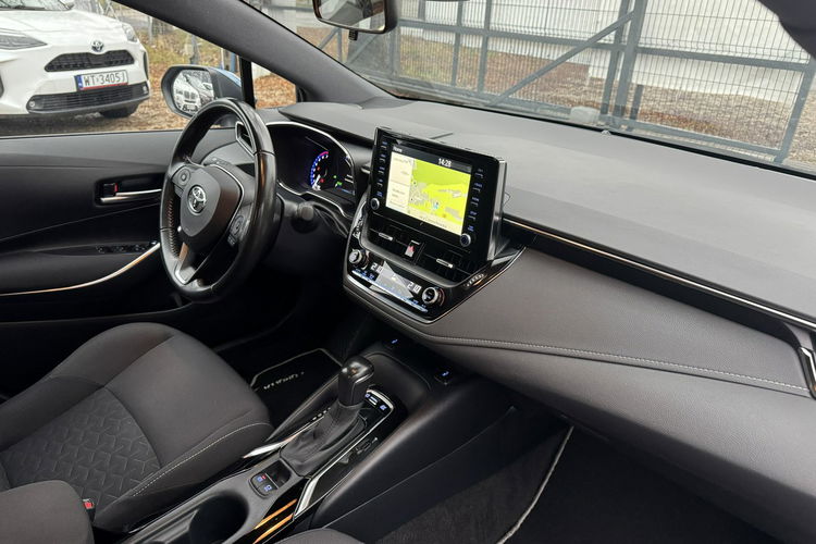 Toyota Corolla 1.8 HSD F-Vat 23% Virtual Ast. Parkowani Distronic zdjęcie 8
