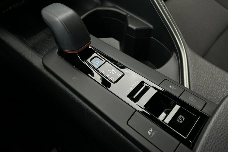 Toyota C-HR 1.8 HSD 140KM STYLE, salon Polska, gwarancja, FV23% zdjęcie 16