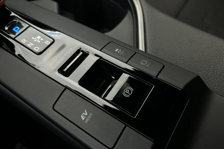 Toyota C-HR 1.8 HSD 140KM STYLE, salon Polska, gwarancja, FV23% zdjęcie 26