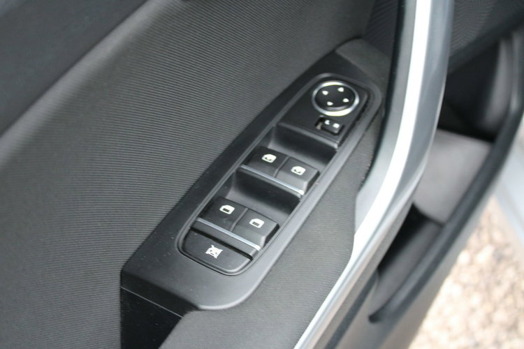 Kia Cee'd F-vat Kamera "M" Salon Polska netto 48699 PLN Gwarancja zdjęcie 12