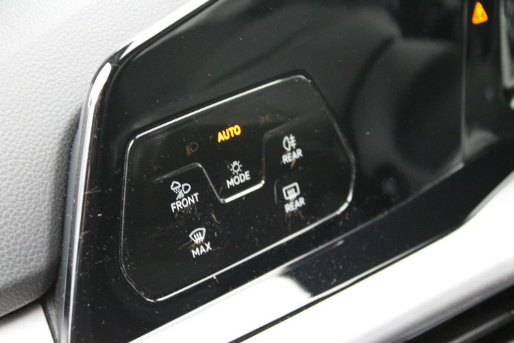 Volkswagen Golf LIFE DSG Asystent Kamera Salon Polska netto 63252PLN Gwarancja zdjęcie 16