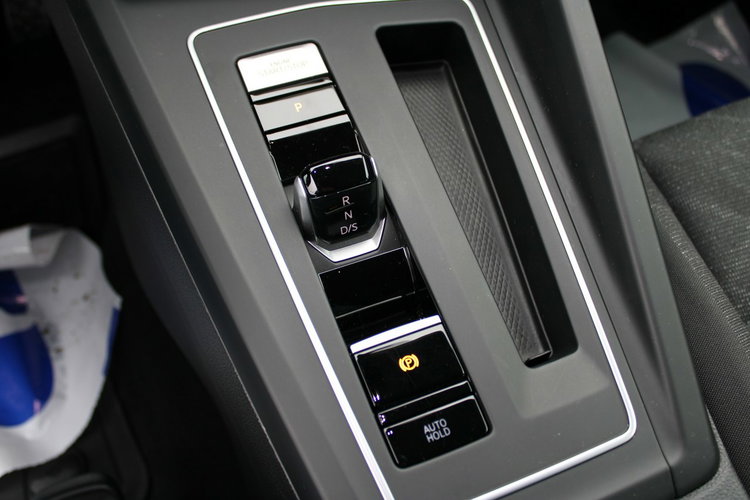 Volkswagen Golf LIFE DSG Asystent Kamera Salon Polska netto 63252PLN Gwarancja zdjęcie 22