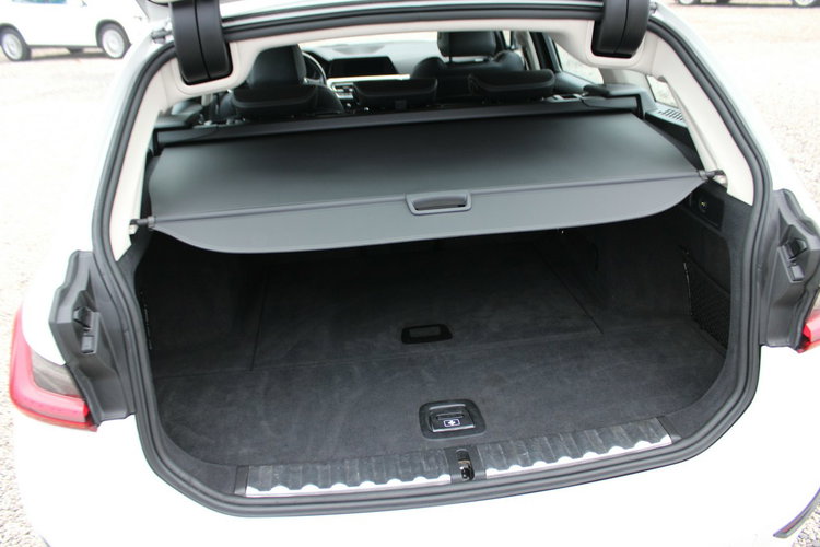 BMW 318 Skóra F-Vat Salon Polska netto 80 406PLN Gwarancja zdjęcie 13