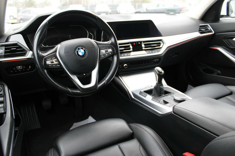 BMW 318 Skóra F-Vat Salon Polska netto 80 406PLN Gwarancja zdjęcie 19