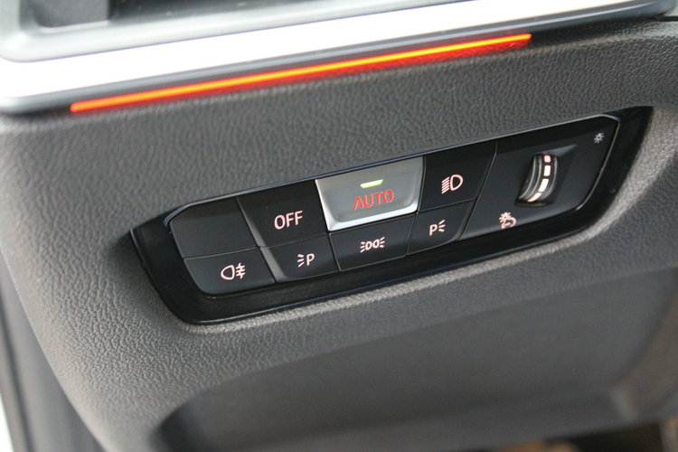 BMW 318 Skóra F-Vat Salon Polska netto 80 406PLN Gwarancja zdjęcie 24