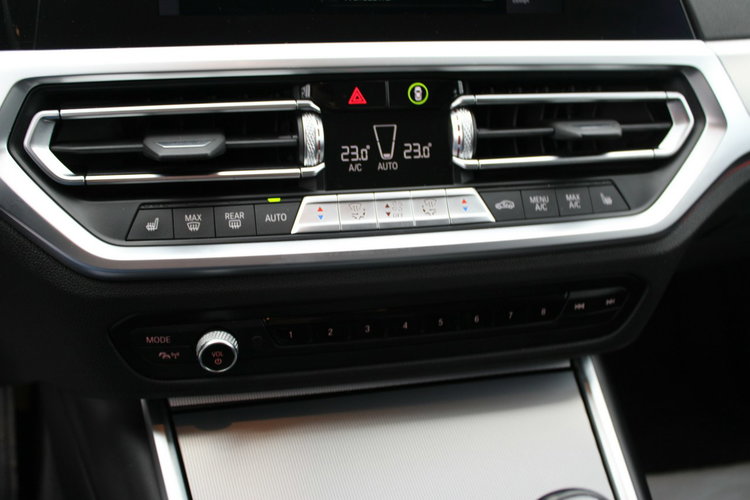 BMW 318 Skóra F-Vat Salon Polska netto 80 406PLN Gwarancja zdjęcie 29