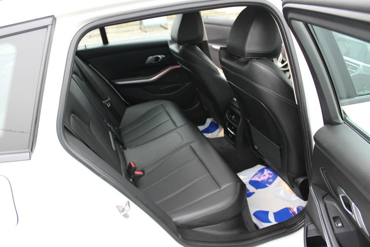 BMW 318 Skóra F-Vat Salon Polska netto 80 406PLN Gwarancja zdjęcie 36