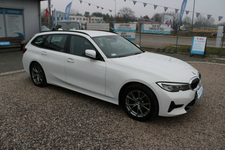 BMW 318 Skóra F-Vat Salon Polska netto 80 406PLN Gwarancja zdjęcie 4