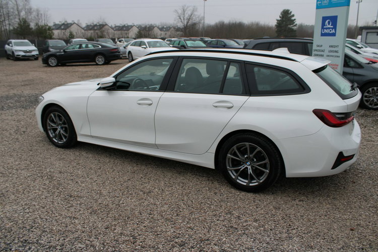 BMW 318 Skóra F-Vat Salon Polska netto 80 406PLN Gwarancja zdjęcie 8