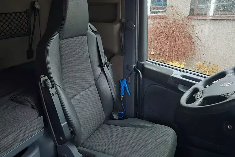 Scania R410 zdjęcie 30