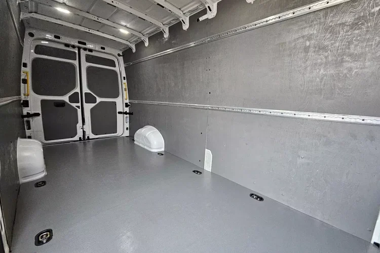 Volkswagen Crafter L3H2 79999zł NETTO 2.0TDi/140KM zdjęcie 18