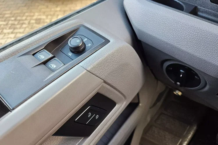 Volkswagen Crafter L3H2 79999zł NETTO 2.0TDi/140KM zdjęcie 20