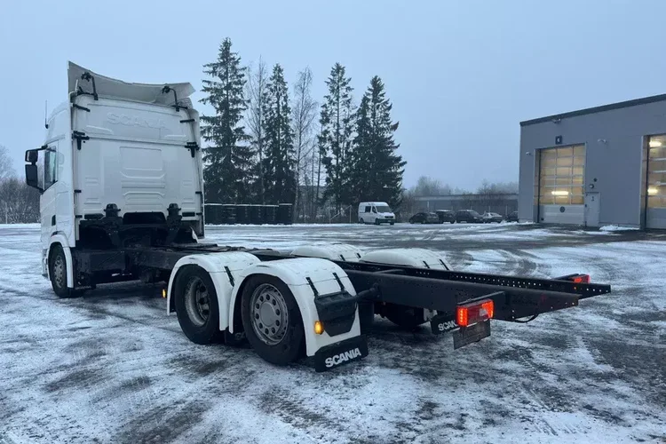 Scania R500 / Rama pod zabudowę / Retarder / Kab. sypialna zdjęcie 2