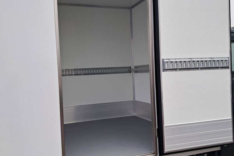 IVECO Daily 35S16H3.0A8 zdjęcie 10