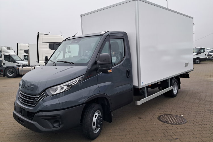 IVECO Daily 35S16H3.0A8 zdjęcie 8
