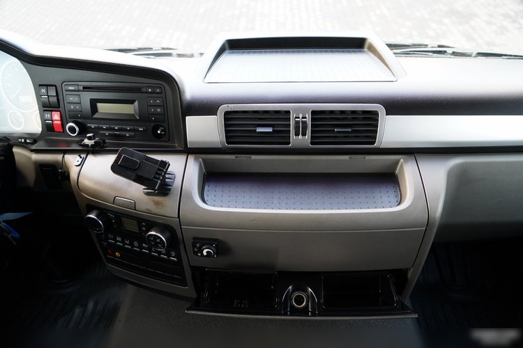 MAN TGS 26.440 / 6X4 / 2 STRONNA WYWROTKA / HYDROBURTA / AUTOMAT / KABINA SYPIALNA  zdjęcie 42