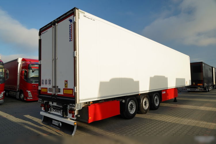 SCHMITZ CARGOBULL / CHŁODNIA / CARRIER VECTOR 1550 / OŚ PODNOSZONA / DOPPELSTOCK / KOSZE NA PALETY zdjęcie 5