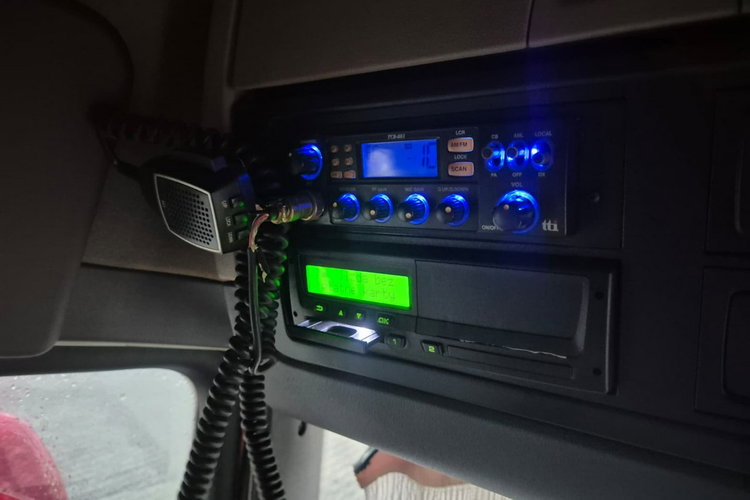 G420 6X2 LB Scania G420 LB 6X2 / SKRZYNIA / BEZWYPADKOWY / MOCNY SILNIK / NIE ZAWO zdjęcie 38