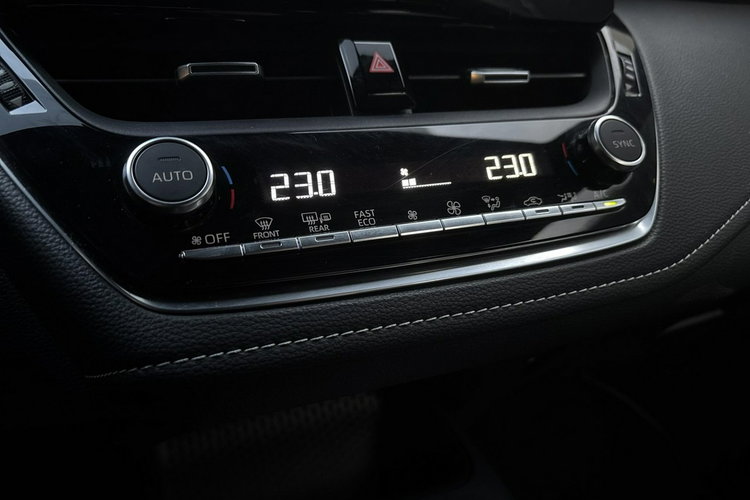 Toyota Corolla 1.8 Hybrid COMFORT, salon Polska, gwarancja, FV23% zdjęcie 19
