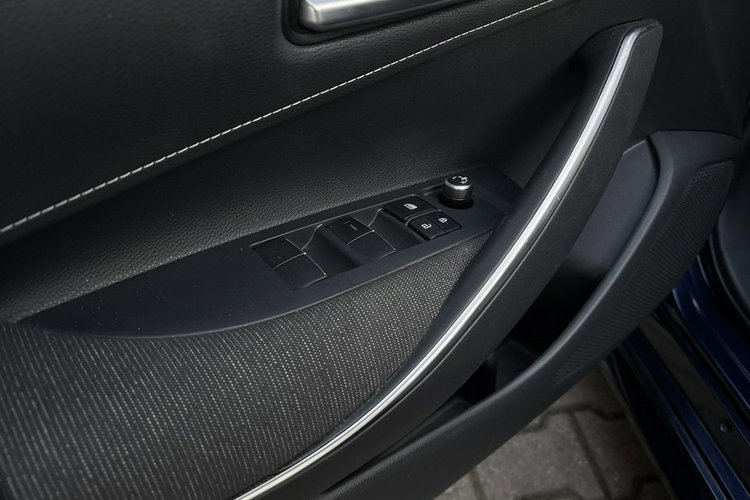 Toyota Corolla 1.8 Hybrid COMFORT, salon Polska, gwarancja, FV23% zdjęcie 29