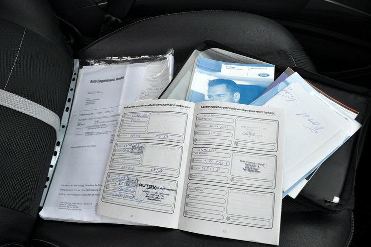 Kuga 2.5T(200KM) 4x4 Skóry Parktronik Reling Chrom I Wł Alu17"ASO Ford zdjęcie 38