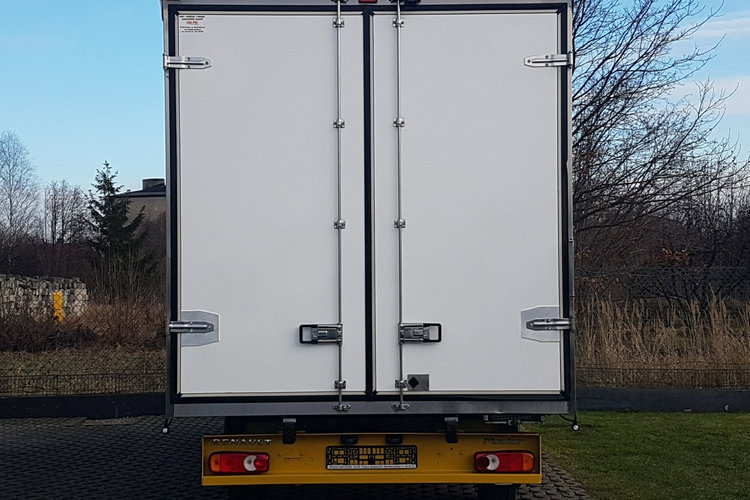 Renault Master KONTENER 8EP 4.23x2.25x2.25 KLIMA MANUAL KRAJOWY 6-BIEGÓW zdjęcie 16