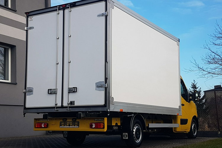 Renault Master KONTENER 8EP 4.23x2.25x2.25 KLIMA MANUAL KRAJOWY 6-BIEGÓW zdjęcie 29